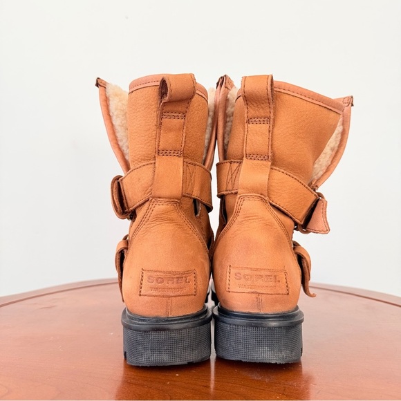 Sorel Women’s Phoenix Moto Cozy Waterproof Leather Winter Boot | US 6.5 - Picture 4 of 10
